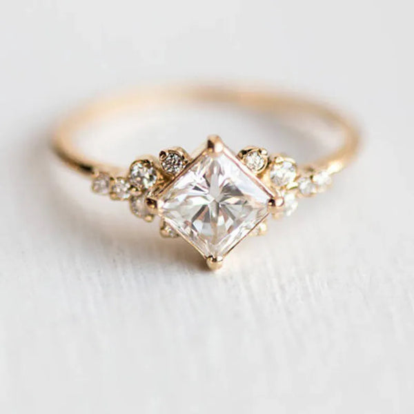 KAREN | Anillo elegante Reina Delysian